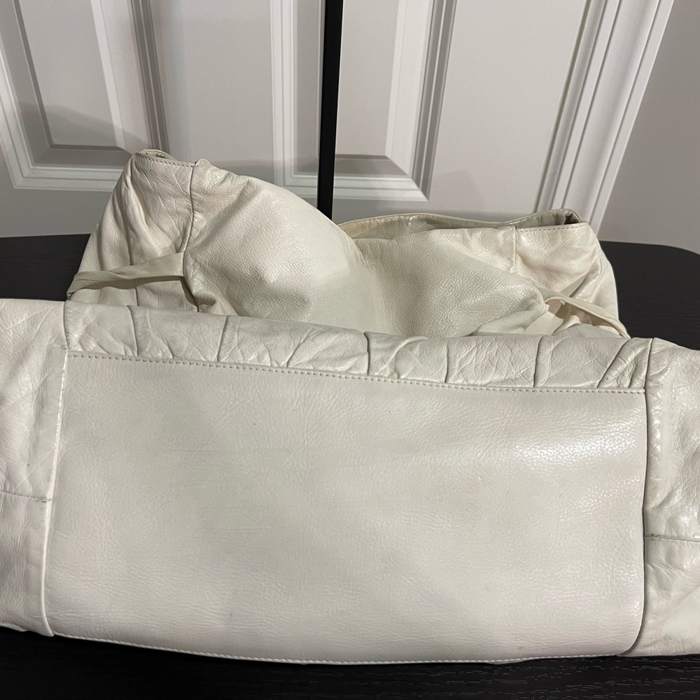 Gucci White Leather Hobo Bag - Picture 8 of 9